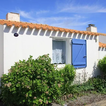 Maison 2 Pieces/mezzanine, Piscines Chauffee, Tennis - - Fr-1-224a-666