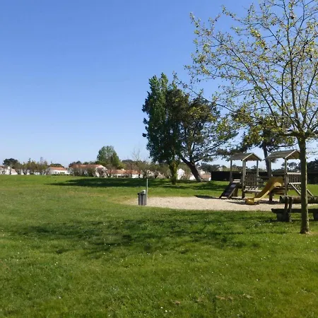 Holiday home Maison 2 Pieces/mezzanine, Piscines Chauffee, Tennis - - Fr-1-224a-666